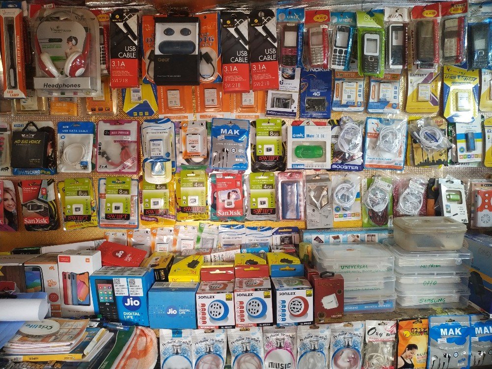 Electronics accessories